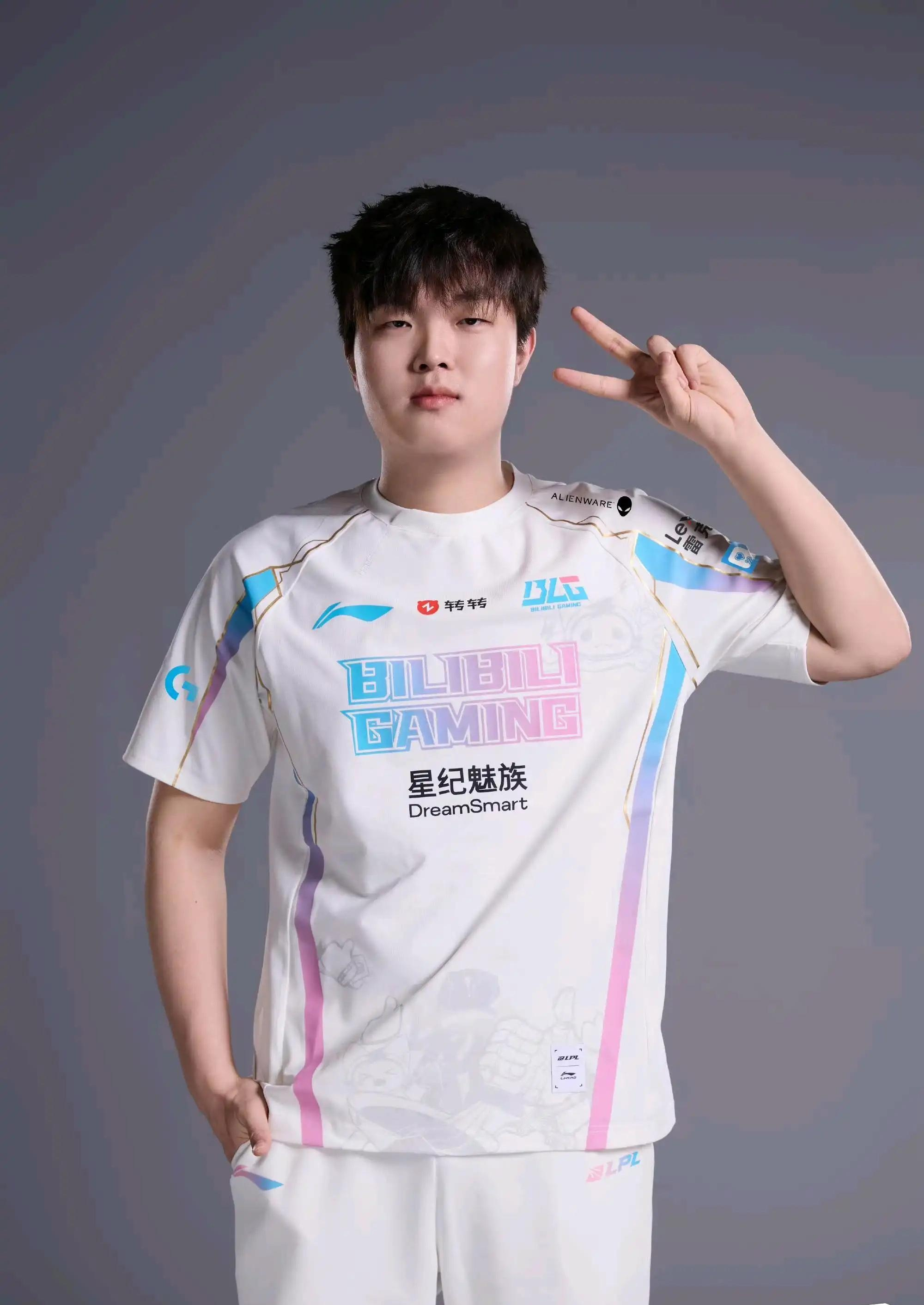 LGD力克G2,Viper单局斩获MVP焦点之战入围赛,让粉丝疯狂欢呼 LGD力克G2,Viper单局斩获MVP焦点之战入围赛,让粉丝疯狂欢呼