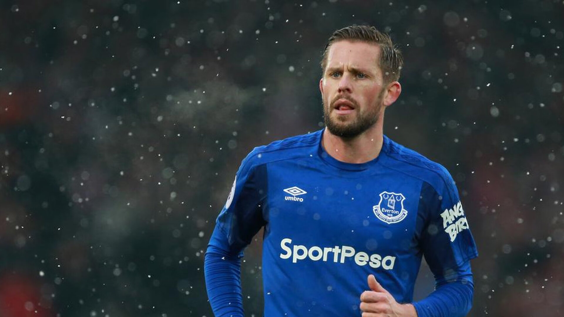 硬与软的辩证，广东队撕碎防守与东契奇个人美学，何谓真正的接管？